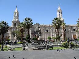 plaza-armas-Arequipa