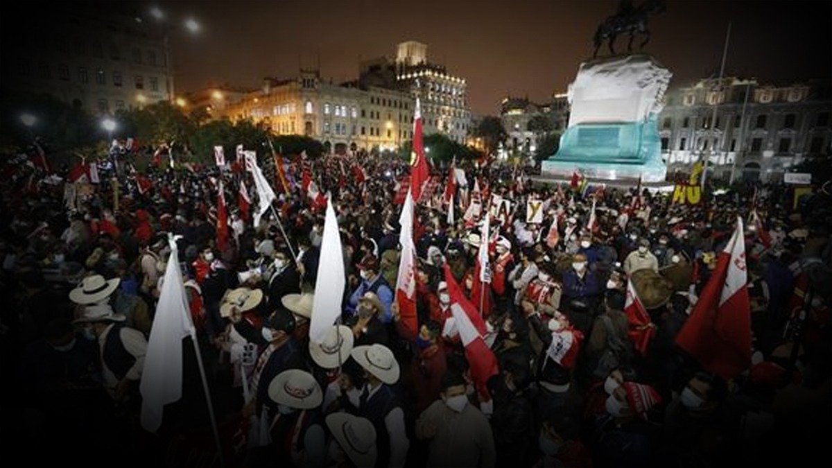 Toma de Lima Cusco y Puno asegura el viaje de más de 15 mil personas