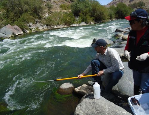 Instalan sensores para monitorear calidad de agua de ríos de Arequipa