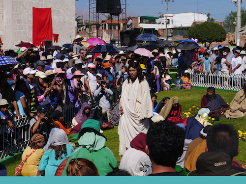 FOTOS: Doce mil espectadores en escenificación de Vía Crucis en Paucarpata