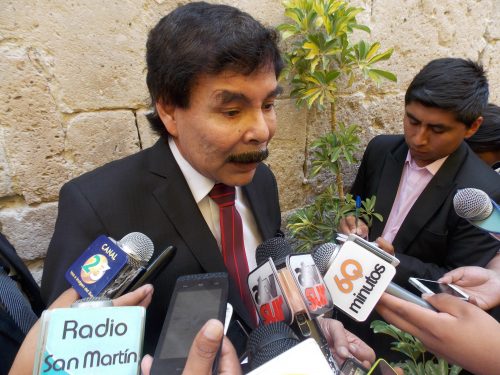 Regresa el control de humos a vehículos anunció el alcalde Alfredo Zegarra