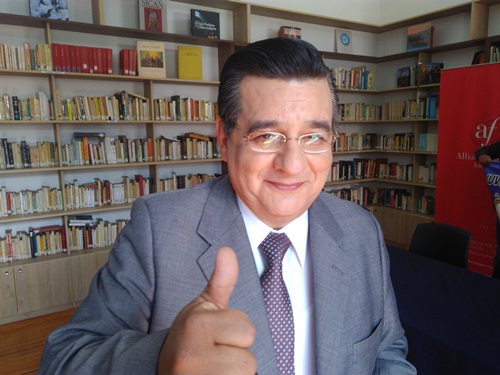 Elvis Delgado en campaña, asegura que hará de Arequipa otra Yanahuara