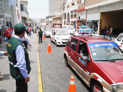 Más de 11 mil taxistas seguirán circulando gracias a nuevo permiso provisional de MPA