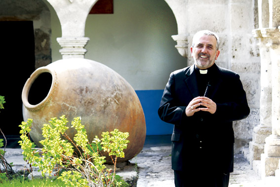 Monseñor Javier del Río: «El problema más grande (en el caso de curas violadores) es que no se actuó a tiempo»