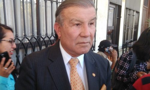 Regidor apelará archivamiento parcial de denuncia contra Marcos Hinojosa