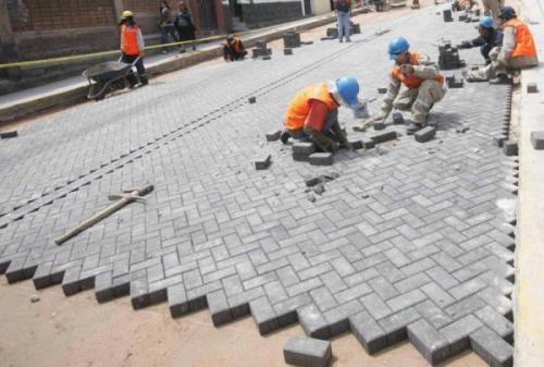 Municipalidades distritales evalúan repavimentar vías con adoquines de concreto
