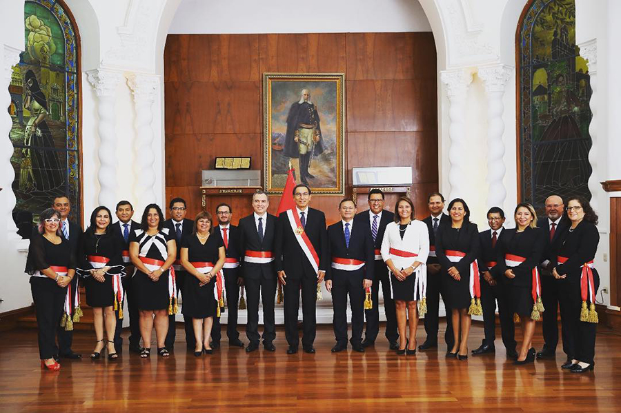 Juramentó Salvador Del Solar y nuevo gabinete de  Vizcarra