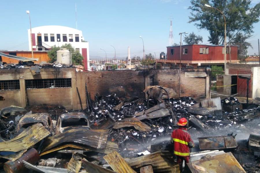 Así quedaron las instalaciones del Gobierno Regional tras incendio de esta madrugada (FOTOS y VIDEO)