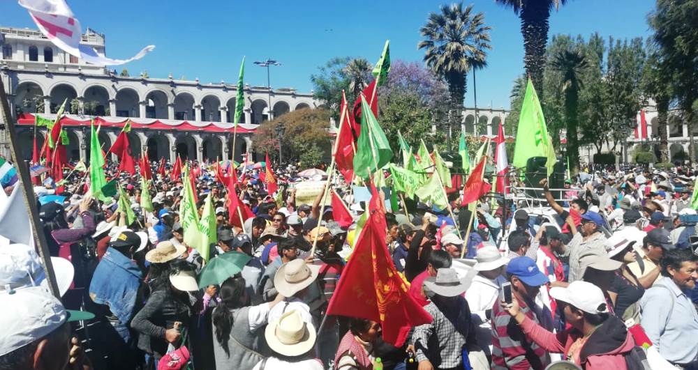 Marchas contra Tía María llegan al Centro Histórico de Arequipa