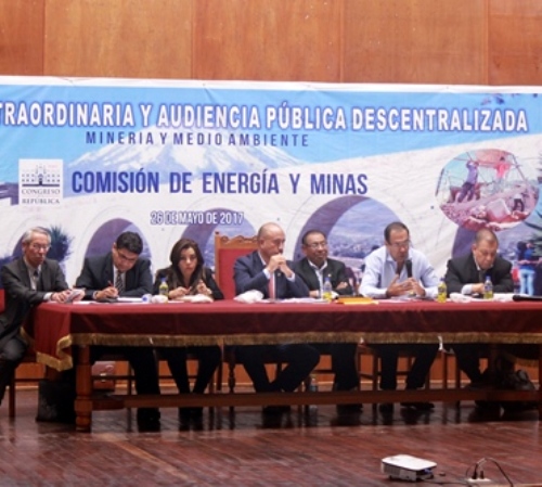 Minería informal, Cerro Verde y Southern acaparan audiencia pública