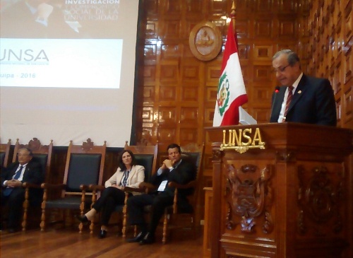 Universidades latinoamericanas realizan coloquio sobre investigación en Arequipa