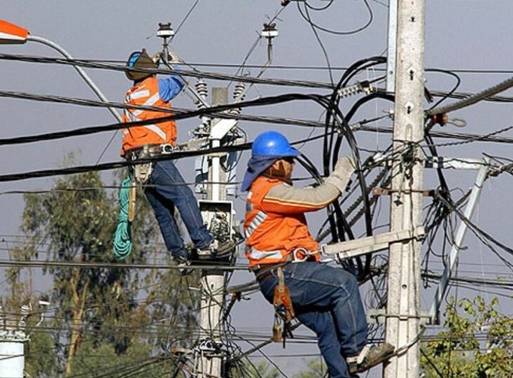 Arequipa: Corte de servicio eléctrico en 14 distritos este domingo 10
