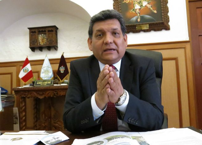 Alfredo Álvarez: «debe haber un error en el examen de la Junta Nacional de Justicia»