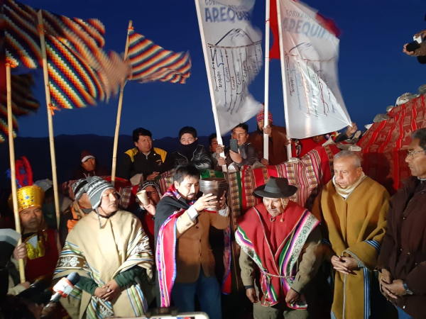 Gobernador de Arequipa celebró Año Nuevo Andino con pago a la tierra