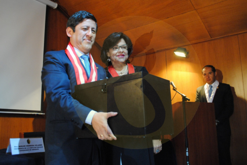 Así era homenajeado en Arequipa Guido Aguila, ex presidente del CNM