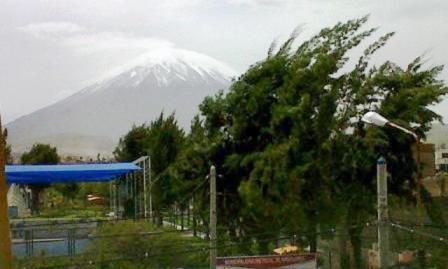 Vientos de hasta 30 kilómetros por hora afectan a la ciudad de Arequipa