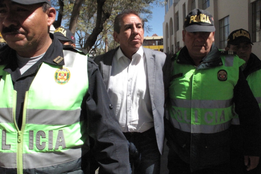 Defensa de Gino Valdivia apuesta por dilatar proceso mientras vence la prisión preventiva