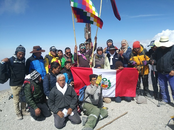 Arequipa. La ceremonia de pago a la tierra en las alturas del Misti (fotos y video)