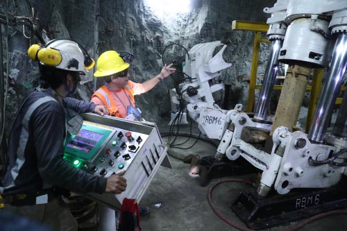 ¿Cuántos empleos generó la minería en Arequipa durante el 2017?