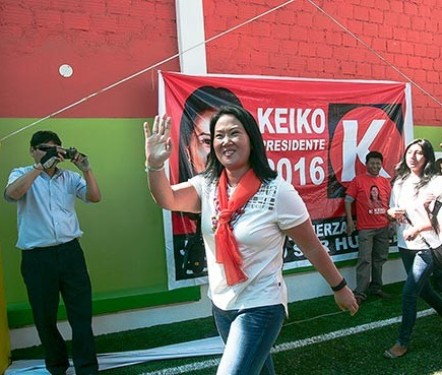 Keiko Fujimori volvió a Arequipa en campaña, tras accidente visita anterior