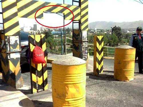 Curiosa “solución” de Municipalidad a reclamo de taxistas en puente Fierro