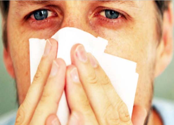 ¿Sabes cómo diferenciar una alergia de un resfriado? Aquí 5 puntos claves