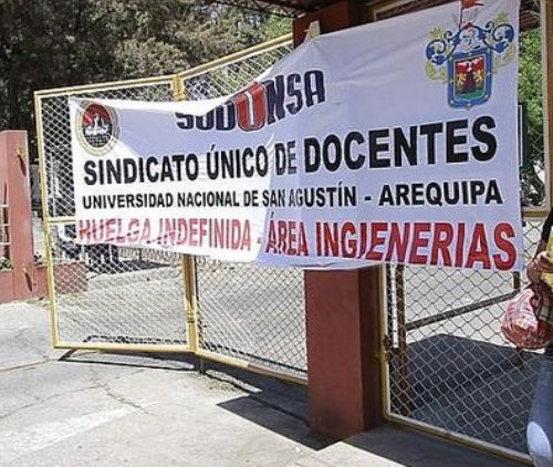 Huelga en la UNSA continuará a pesar de anuncio de reinicio labores