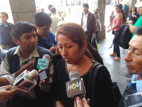 VIDEO. Viuda de periodista asesinado en Camaná clama por apoyo y justicia
