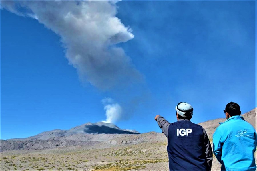 Ubinas: IGP exhorta a elevar alerta tras incremento de actividad sísmica