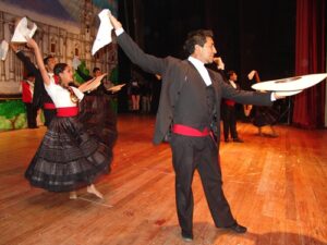 Arequipa: “Danzando por el Perú 2022” este sábado en Yanahuara