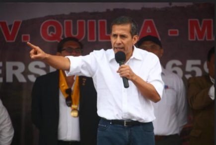Ollanta Humala en Quilca inauguró tramo carretero hacia Matarani