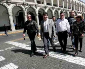 A pesar de sentencia en contra, Alfredo Zegarra no destituirá a funcionario Marcos Hinojosa