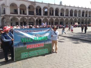 Con multitudinaria marcha pobladores exigen a Cerro Verde pago de regalías