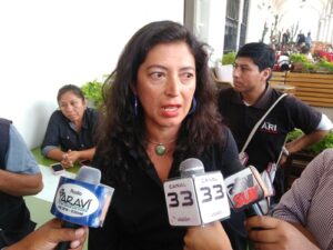 Piden a congresistas que impidan el cierre de la escuela Baca Flor