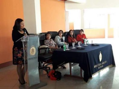 Presidenta de fiscales es cuestionada por trabajadores de Arequipa