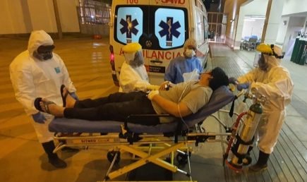 Arequipa: hospitales Covid llegaron al tope y murió primer paciente por falta de cama UCI