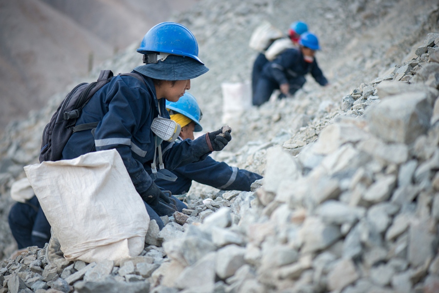 Arequipa: GRA aprobó protocolo sanitario para reactivar minería artesanal