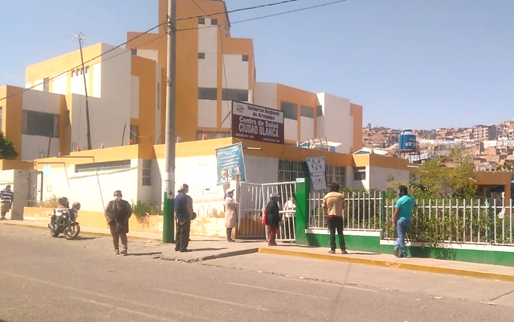 Arequipa: más de 50 centros de salud trabajarán con triaje diferenciado 