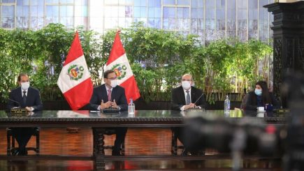 Presidente Martín Vizcarra: Primer tema en agenda es la lucha contra la pandemia