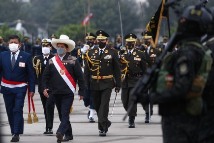 Pedro Castillo, preside la Gran Parada y Desfile Cívico – Militar por Fiestas Patrias
