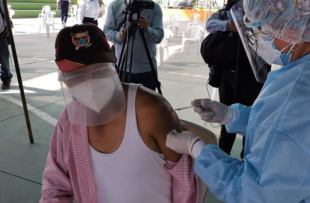 Arequipa: vacunarán a personas de 45 y 49 años de distritos pequeños