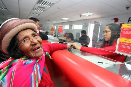 Con Decreto de Urgencia otorgarán bono «Yanapay Perú» de 350 soles con cuenta DNI