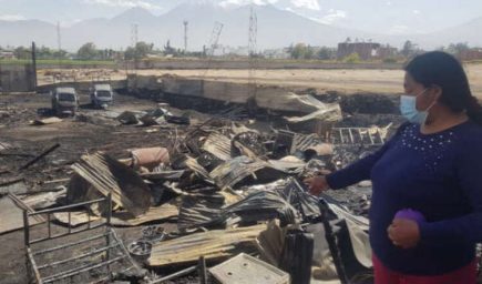 Arequipa: familia pide apoyo tras perderlo todo en incendio de plataforma Avelino