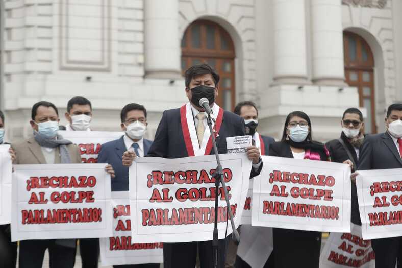 Perú Libre: Congreso continúa con su plan de golpe de estado