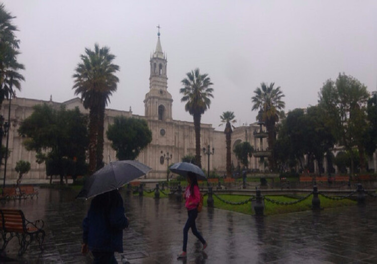 Fenómeno de la niña en Arequipa, aumentará lluvias.