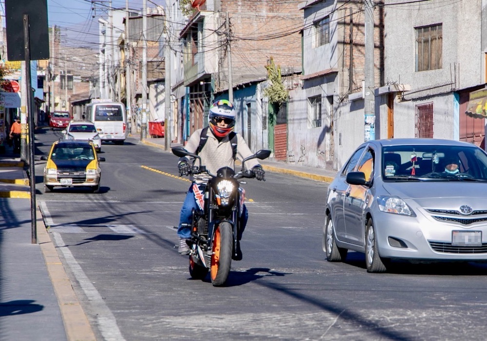 Arequipa: ¿cómo averiguar si una licencia de conducir motos es falsificada?