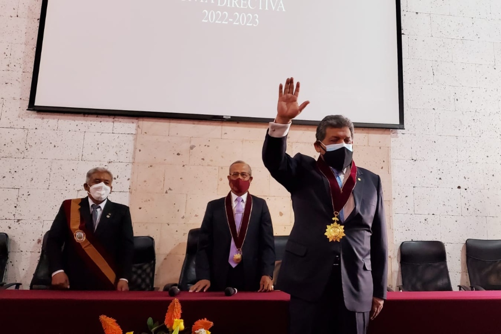 Alfredo Álvarez retorna al decanato del Colegio de Abogados de Arequipa