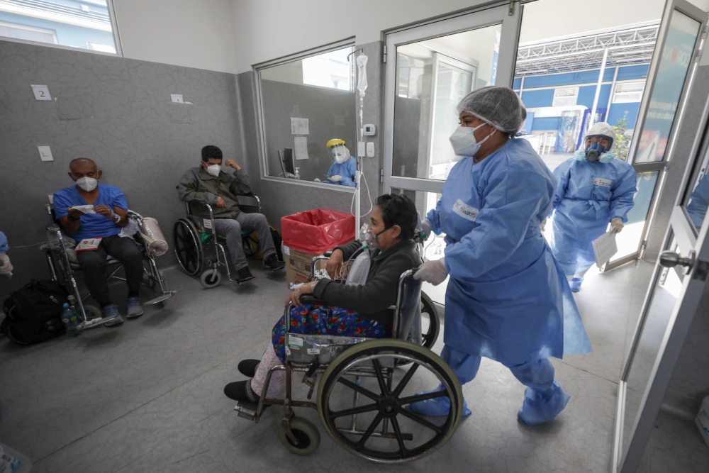 Arequipa: hospitales de EsSalud en emergencia por contagio masivo de profesionales médicos