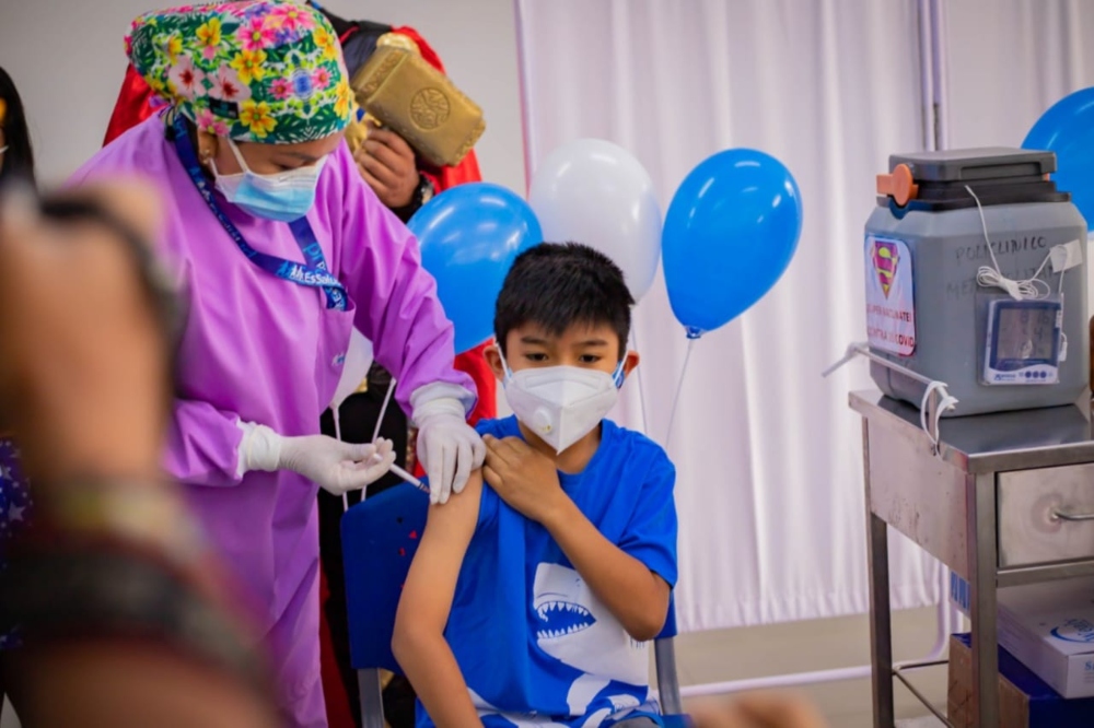 Arequipa: inició con entusiasmo la vacunación de niños contra la covid-19
