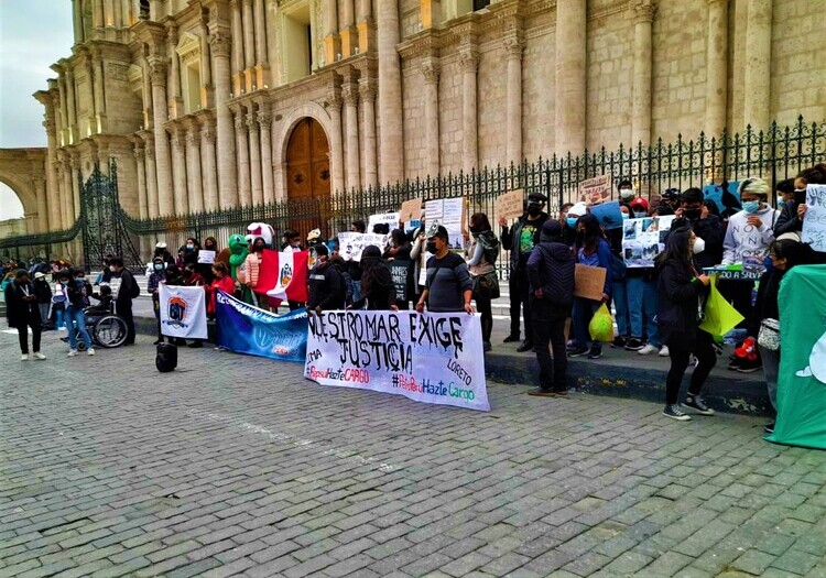 Arequipa marchó contra Repsol y el derrame de petróleo en Ventanilla (VIDEO)